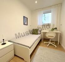 NEWNeue Charmantes Penthouse-6 Zimmer-WG-Apartment in Frankfurt am Main