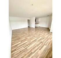 Schnell Verfügbar: Schöne 2,5 Zimmer Wohnung in Neckarweihingen - Ludwigsburg Hoheneck