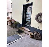 Wohnung in ruhiger Nachbarschaft 120m2 3Z, KDB und Wintergarten - Duisburg Hochheide