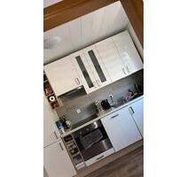 Dachgeschosswohnung mit Einbauküche - Müden (Aller)