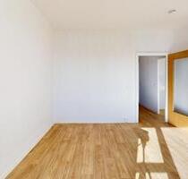 Frisch gestrichen! 3-Raum mit Balkon im 4.OG - Halle (Saale) Silberhöhe