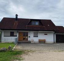 Schöne Eigentumswohnung im DG zu vermieten - Ehingen (Donau)