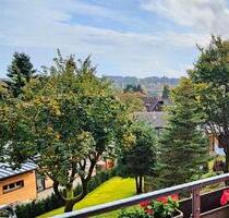 2 12 Zimmer Wohnung, Balkon, Parkplatz, Gäste-WC, Kellerbox - Braunlage
