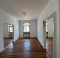 Stilvolle Altbauwohnung mit Charme in der Neckarstadt-Ost – ca. 104 m² Wohnfläche, 5 Zimmer, hohe Decken, Dielenboden und 2 Balkone - Mannheim