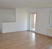 2 Zimmer-Wohnung mit Balkon, EBK, Lift von privat - Leipzig Ost