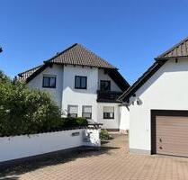 4-Zimmer-Wohnung in Heroldsbach, gehobene Ausstattung, Ortsrandlage