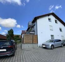 Dachgeschoss-Wohnung zentral in Wettstetten