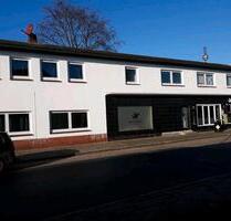 Mehrfamilienhaus inkl. Gewerbe | Voll vermietet - Zeven