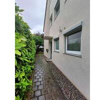 Wohnen mit Garten Nähe Einkaufszentrum und Bahnhof - Neckarsulm