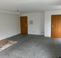 2 Gewerberäume, Büro, Lager, - 400,00 EUR Kaltmiete, ca.  6,40 m² in Bietigheim-Bissingen (PLZ: 74321)