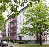 3-Raum-Wohnung mit Einbauküche - 328,00 EUR Kaltmiete, in Hoyerswerda (PLZ: 02977)