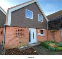 Mittelreihenhaus in Heide zu vermieten. Ruhige Lage.