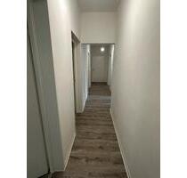 Erstbezug nach Sanierung ! Wunderschöne 4 Zimmer-Wohnung. - Ludwigshafen am Rhein Ludwigshafen-Hemshof