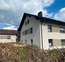 Schöne großzügige 3,5 Zimmerwohnung mit Süd-Balkon - Bischofsmais