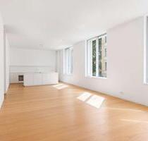 Urban Living in Schwabing: Stylische 3-Zimmer-Wohnung mit Design-Ausstattung - München Schwabing-Freimann