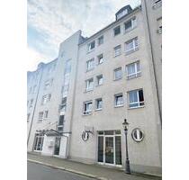 2-Raum-Wohnung mit Balkon am Wohnzimmer, offener Küchenbereich sowie innenliegendes Bad mit Wanne im Stadtzentrum! - Chemnitz