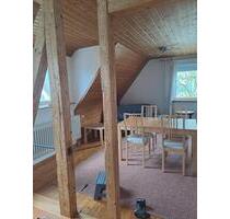 2,5 Zi Wohnung möbiliert zu vermieten (Dachgeschoss) - Leonberg