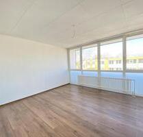 Helles 3 Zimmer-Wohnung mit Balkon - Neukirchen-Vluyn
