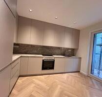 Frisch sanierte 3-Zimmer-Erdgeschoßwohnung mit Terrasse und hochwertiger Einbauküche - Stuttgart Stuttgart-Ost