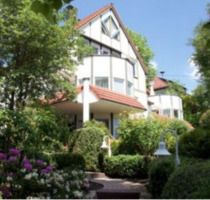 Freundliche, helle 2-Zimmer-Wohnung in Bestlage von BB - Böblingen