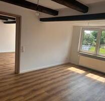 Schöne Dachgeschosswohnung 2-Zimmer in Giesen