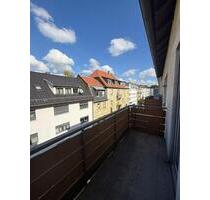 Sanierte, lichtdurchflutete Wohnung mit zwei Balkonen - Mannheim Neckarstadt-Ost