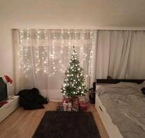 Wohnung zu vermieten - 850,00 EUR Kaltmiete, ca.  33,00 m² in Hamburg (PLZ: 22609) Altona