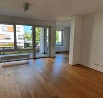 3 Zimmerwohnung mit Loggia, Tiefgarage und vielem mehr... - Mannheim Almenhof