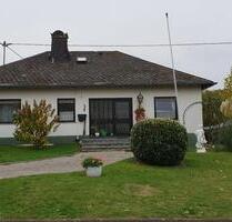 Charmante Dachgeschosswohnung in Kasbach-Ohlenberg - Breitscheid