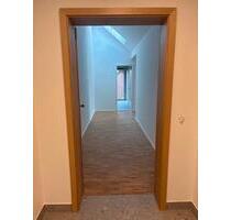 Exklusive 79m2 Wohnung inkl. Küche und Stellplatz von privat - Grünstadt