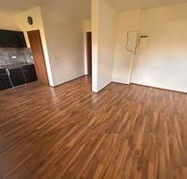 1-Raum Wohnung - 275,00 EUR Kaltmiete, in Meiningen (PLZ: 98617)