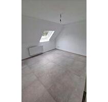 Schöne 2-Zimmer-Dachgeschosswohnung 59 m² – verfügbar ab Januar - Dortmund