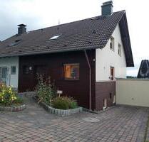 Doppelhaushälfte - 300.000,00 EUR Kaufpreis, in Much (PLZ: 53804)
