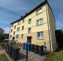 Helle 1-Zimmer-Wohnung mit großer Wohnküche in zentraler Lage - Naumburg (Saale)