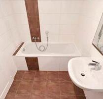 Helle & geräumige 4-Raum-Wohnung - Magdeburg Nordwest