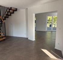 Moderne DHH in Super Lage!!! - 1.600,00 EUR Kaltmiete, in Bremervörde (PLZ: 27432)