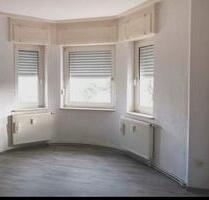 3-Zimmer-Wohnung mit großem Garten und Garage in Warburg