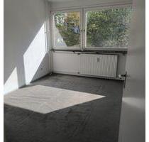 ein Zimmer frei in 2 Zimmer Wohnung bis ende Juni. - Berlin Friedrichshain-Kreuzberg