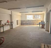 Lagerfläche 150 qm Nordhshausen mit direkter Einfahrt - Kassel Niederzwehren