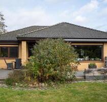 Haus Bungalow mit großen Garten und Vollkeller in bester Lage - Rosengarten