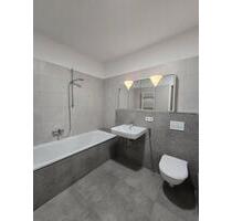 2-Zimmer-Whg am Park - Balkon, EBK & Neues Bad + Fußbodenheizung - Leipzig Ost