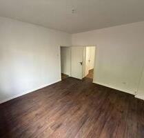 Renovierte 2,5-Zimmer-Wohnung mit Terrasse & Garten in Top-Lage - Gelsenkirchen Rotthausen