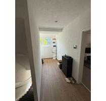 3-Zimmer Wohnung in Bühlertal - 800,00 EUR Kaltmiete, ca.  70,00 m² in Bühlertal (PLZ: 77830)