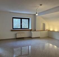 58762 Evingsen - Helle 2 Zi. Wohnung mit Badwanne + Garage - Altena