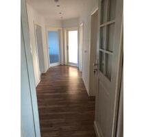 Mietwohnung, 4 Zimmer, Küche mit Abstellkammer, Bad, - Bad Langensalza
