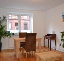 Hübsche Wohnung in begehrter Lage von Kiel 1,5 Zimmer von privat