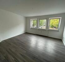 Zentral gelegene 3-Zimmer-Wohnung | Modernes Bad Einbauküche Balkon 3. OG | Bremen-Doventor