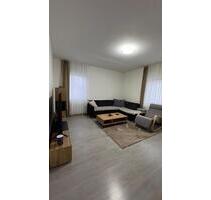 Charmante 2-Zimmer-Wohnung mitten in der City zu vermieten - Solingen