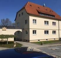 2-Raumwohnung - Zentral in Demitz-Thumitz mit Dusch-Badewanne - Bischofswerda