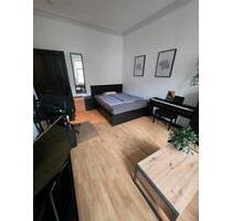 Charmante Altbauwohnung mit Seele - Möbliertes 1-Zimmerapartment - Berlin Marzahn-Hellersdorf